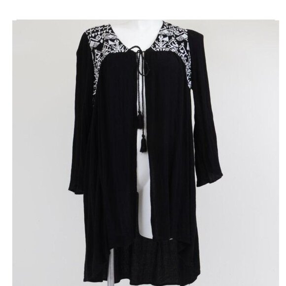 Plus Size 3x 4x Torrid Black Swimsuit Coverup cover up embroidered swim - Picture 4 of 4